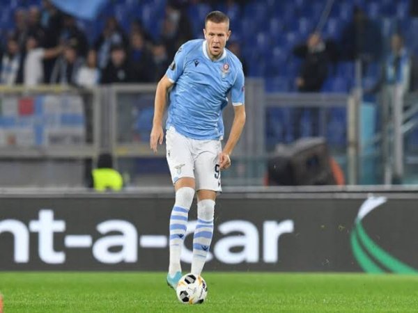 Denis Vavro Makin Termotivasi Untuk Bertahan di Lazio