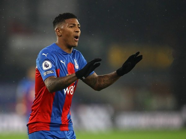 Inter, Lazio dan AC Milan Saling Sikut Demi Patrick Van Aanholt