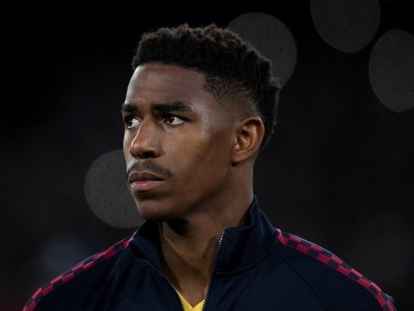 Alonso Ke Barcelona Bakal Bantu AC Milan Rampungkan Transfer Firpo