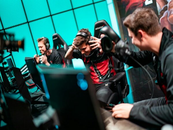 LEC Summer 2021: Misfits Gaming Tempel Fnatic & Rogue di Puncak Klasemen