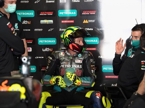 Petronas Yamaha Masih Dukung Penuh Valentino Rossi