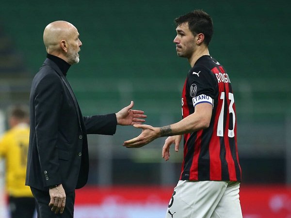 AC Milan dan Barcelona Barter Romagnoli dan Coutinho Masuk Akal?