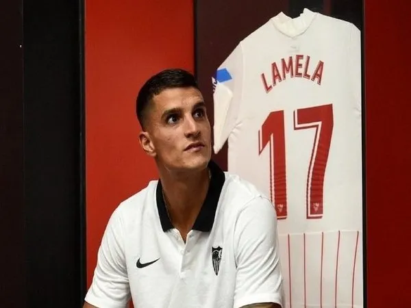 Erik Lamela mengaku tak sabar untuk memulai karier barunya di Liga Spanyol bersama Sevilla / via Sevilla Official