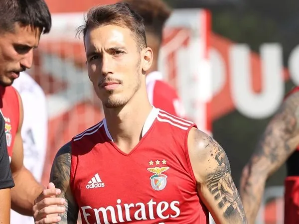 Lazio incar Grimaldo