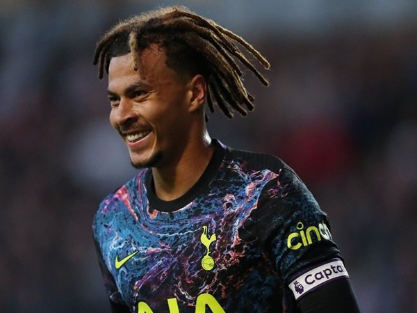 Tottenham Taklukkan MK Dons, Dele Alli Tunjukkan Performa Impresif