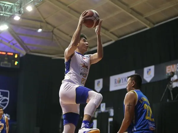 Avan Seputra tetap jaga fisik meskipun sedang jalani masa liburan.