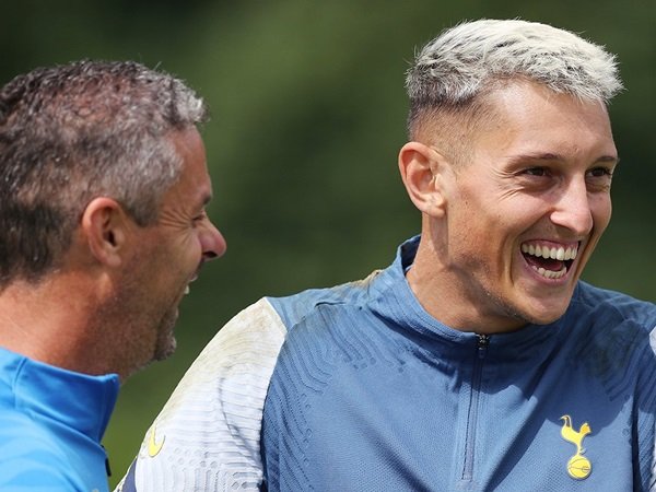 Gollini Ungkap Kesan Pertama Berlatih di Tottenham Hotspur Stadium
