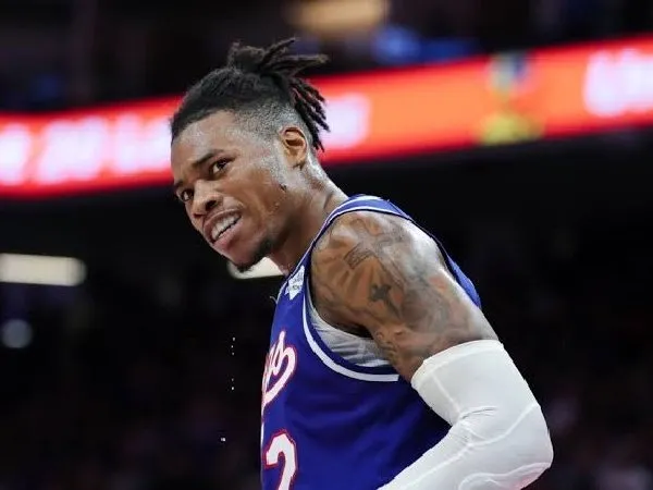 Sacramento Kings sukses pertahankan Richaun Holmes.