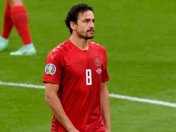 Southampton Ingin Manfaatkan Situasi Masa Depan Delaney di Dortmund