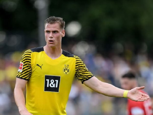 Steffen Tigges Ingin Berkontribusi Pada Borussia Dortmund Untuk Musim Ini