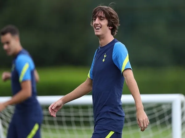 Tottenham rilis nomor para pemainnya