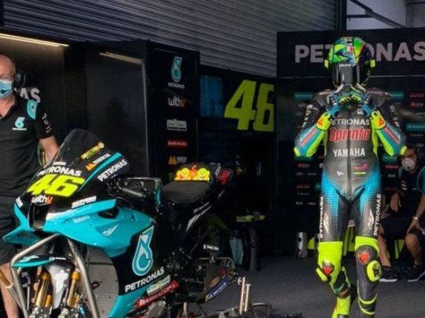 Valentino Rossi Sayangkan Tim SRT Bakal Kehilangan Sponsor dari Petronas