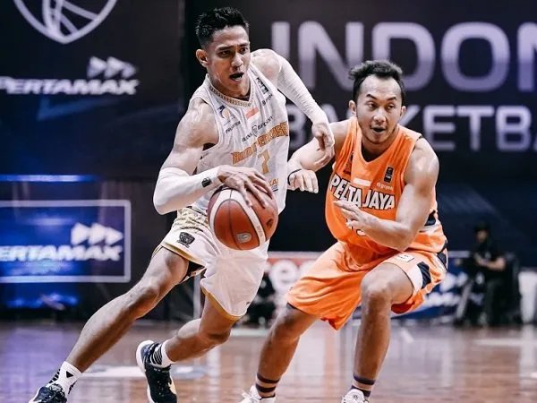 Pemain Bima Perkasa Jogja, Azzaryan Pradhitya. (Images: IBL)