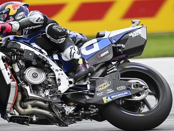 Fairing Motornya Lepas di Tengah MotoGP Austria, Enea Bastianini Terkejut