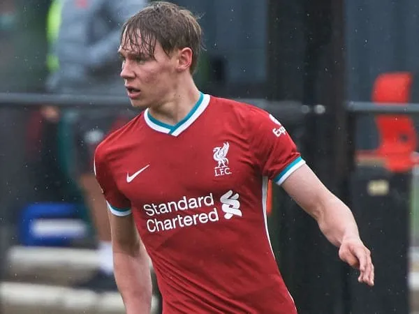 Pelatih Liverpool Jelaskan Alasan Meminjamkan Striker Muda Ini