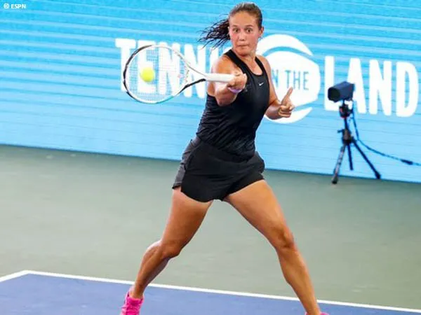 Daria Kasatkina meluncur ke babak kedua di Cleveland musim 2021