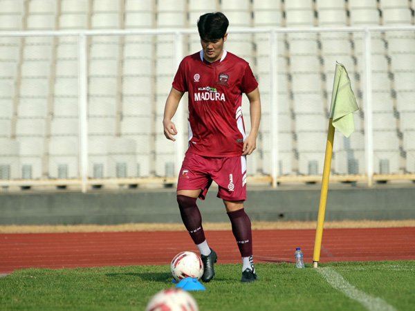 Madura United Siapkan Bek Korsel Untuk Tampil Di Pekan Kedua Liga 1