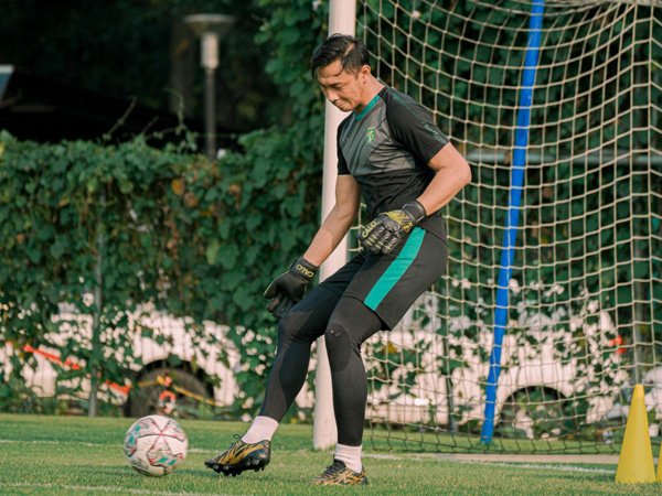 Satria Tama Dibekap Cedera, Persebaya Surabaya Rekrut Kiper Anyar