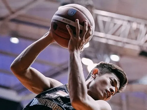 Point guard Bima Perkasa, Samuel Devin. (Images: IBL)