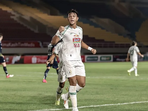 Penyerang muda PSS Sleman, Saddam Gaffar belum bisa tampil kontra Arema FC