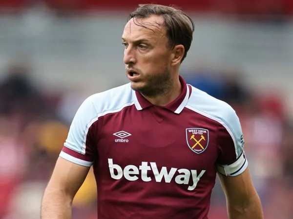 Gelandang West Ham United, Mark Noble.