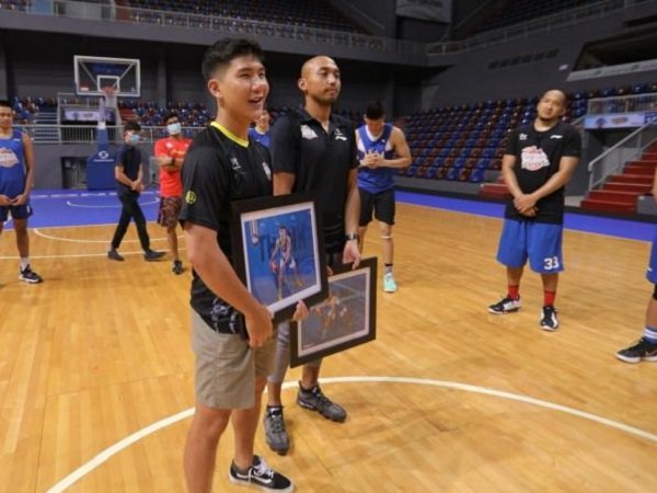 Satria Muda Resmi Melepas Bima Riski dan Coke