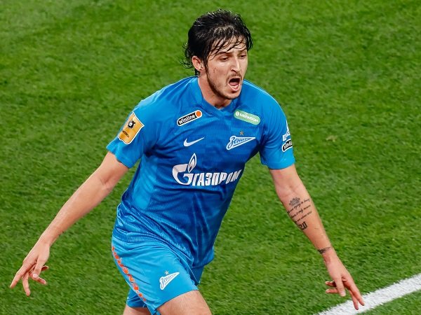 Milan dan Roma Masih Ingin Datangkan Striker Zenit Sardar Azmoun