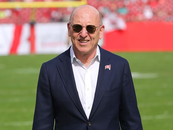 Joel Glazer Janji Datangkan Bintang Anyar Lagi ke Old Trafford