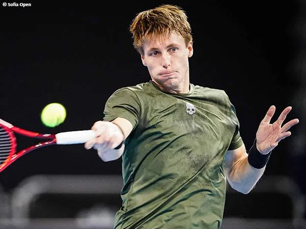 Ilya Ivashka melangkah ke babak kedua Sofia Open 2021
