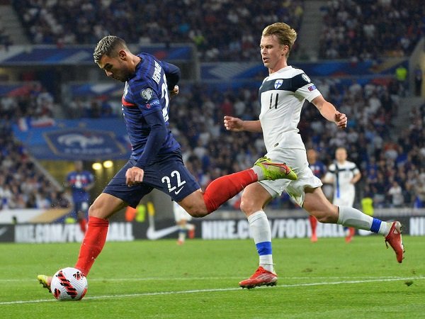 Deschamps Jelaskan Alasan Masukkan Hernandez Dalam Daftar Gelandang Prancis