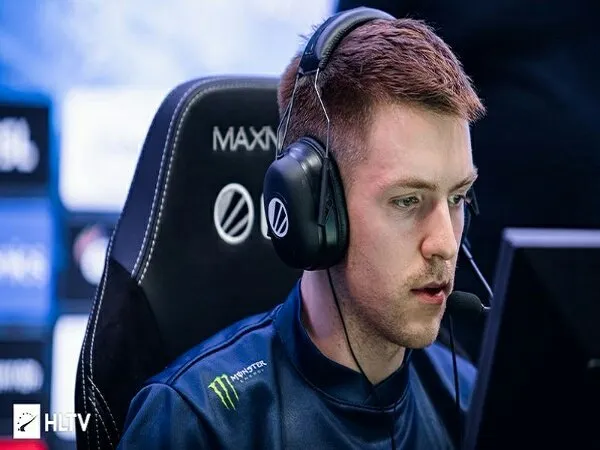 Waduh, xCeeD Tertidur Saat Kualifikasi CS:GO Major IEM Fall