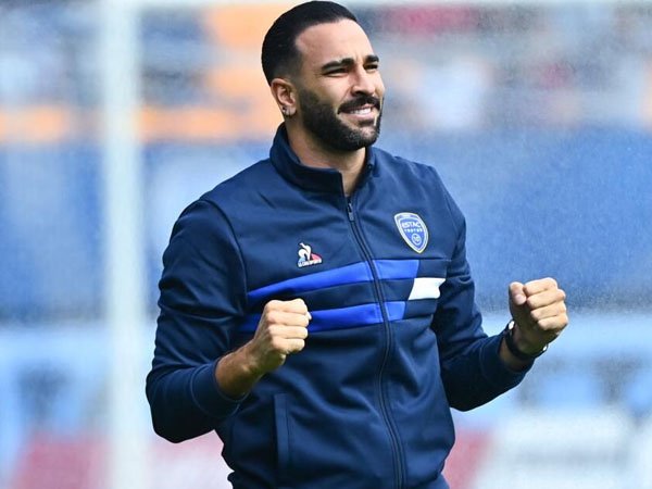 Adil Rami Lakukan Debut dengan Tim Reserve Troyes