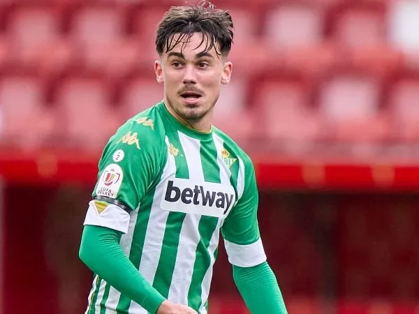 Southampton Incar Gelandang Serang Real Betis, Rodri Sanchez