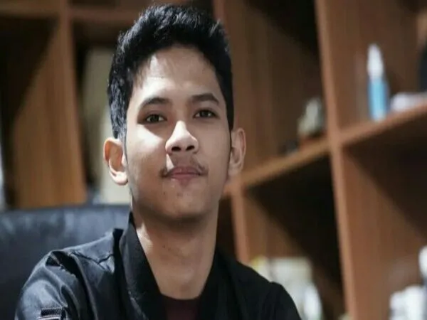 Reza Pahlevi Terharu Bisa Bawa Aura Fire ke Playoff MPL ID Season 8