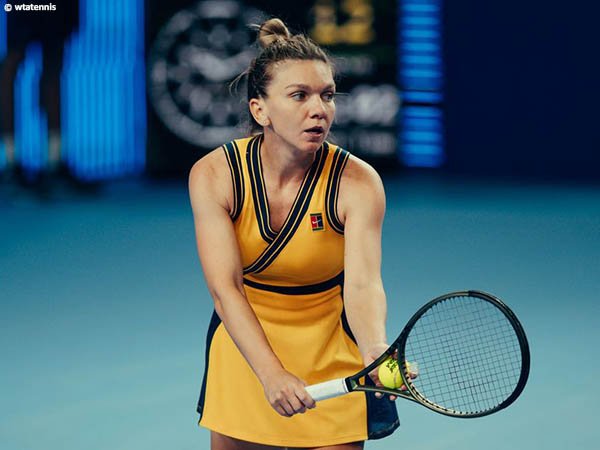 Simona Halep Benamkan Veronika Kudermetova Di Moskow