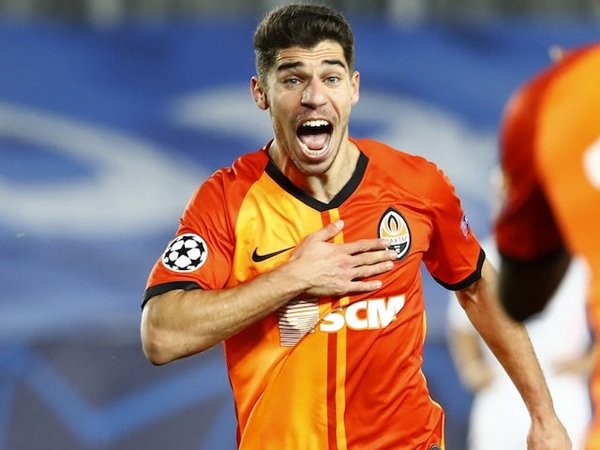 Arsenal dan Manchester City Pantau Striker Shakhtar Donetsk, Manor Solomon