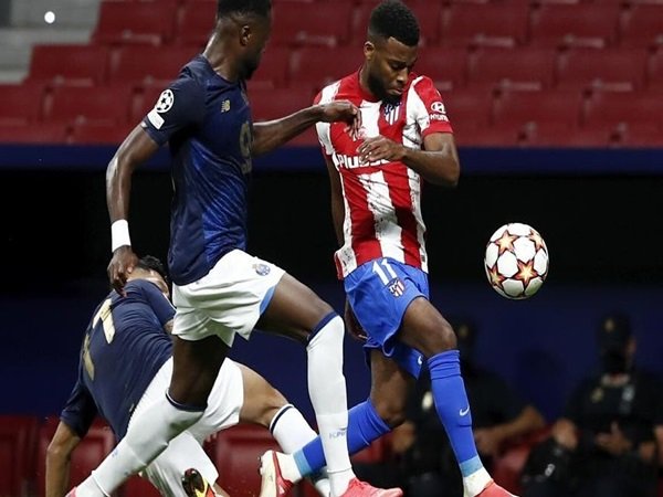 Masih Cedera, Thomas Lemar Diragukan Tampil Kontra Liverpool