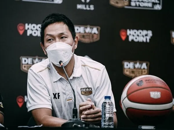 Xaverius Prawiro ingin jadi mentor dalam skuat Dewa United Surabaya.