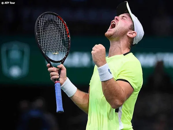 Dominik Koepfer pulangkan Andy Murray dari Paris Masters 2021