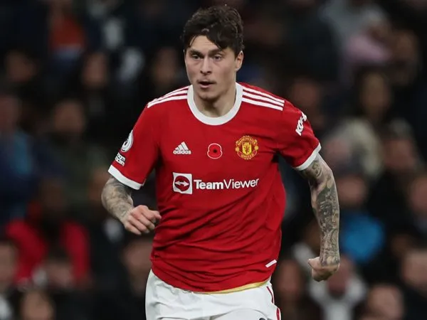 Bek Manchester United, Victor Lindelof.