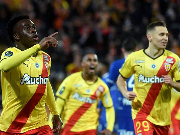 Tekuk Troyes, Lens Buktikan Mereka Patut Diperhitungkan Musim Ini