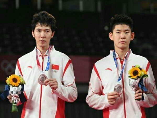 Pebulutangkis Li Junhui Pensiun Dari Tim Nasional China