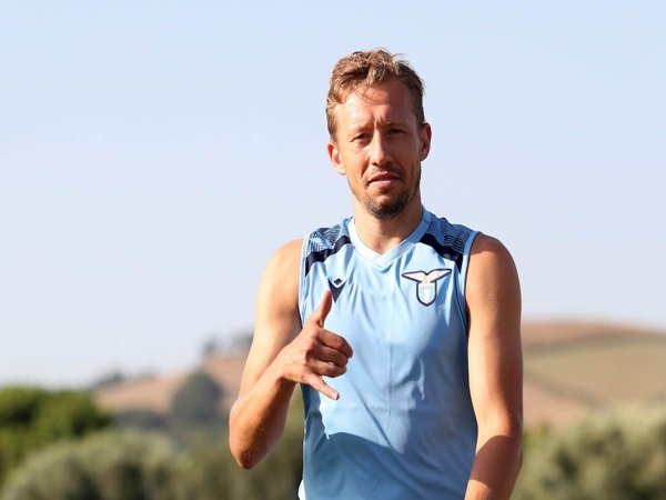 Belum Pasti, Lucas Leiva Akan Putuskan Masa Depannya di Lazio Akhir Musim