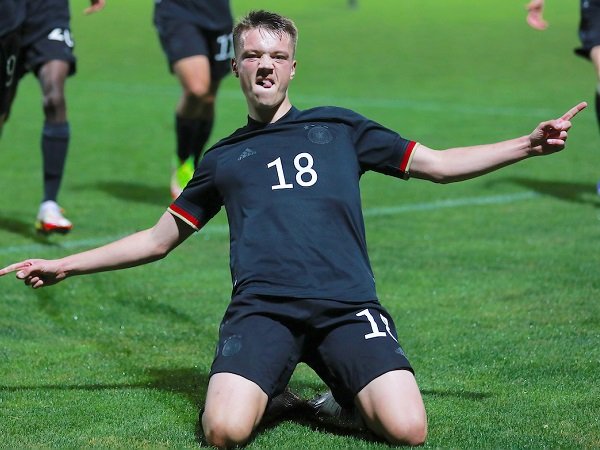 Milan Naksir Striker 16 Tahun Jerman, Dzenan Pejcinovic