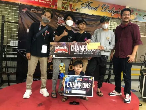 Tampil Ganas, EVOS Immortal Juara Turnamen Offline Free Fire Cikarang
