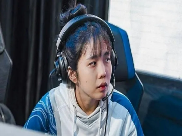 Ladies U-Point: Akai-Elle Jaga Rekor Sempurna GPX Ladies atas EVOS Lynx