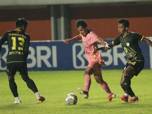 Haris Tuharea Yang Mulai Temukan Performa Terbaik Bersama Madura United
