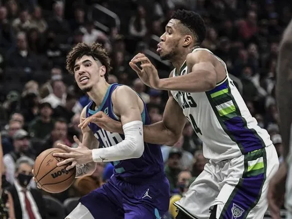 Performa LaMelo Ball saat lawan Bucks buat James Borrego terkesan.