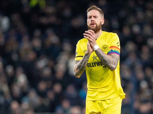 Jansson Punya Cinta yang Sangat Besar Bagi Leeds United