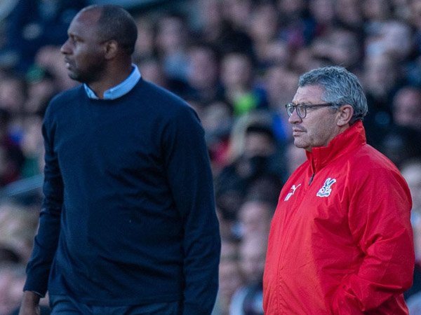 Vieira Diyakini Bisa Punya Karier Panjang Sebagai Manajer